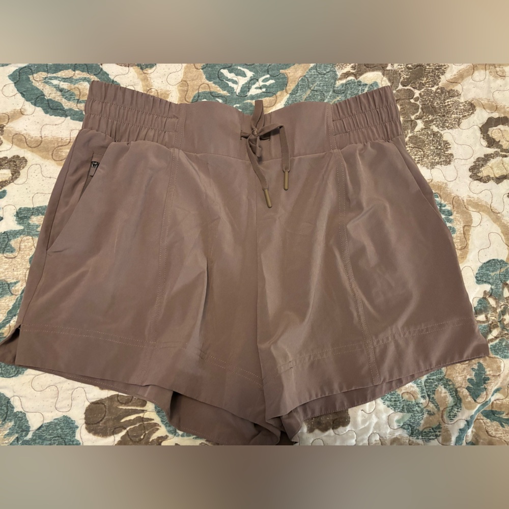 All In Motion - Shorts